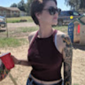 Meet your Posher, Ashley